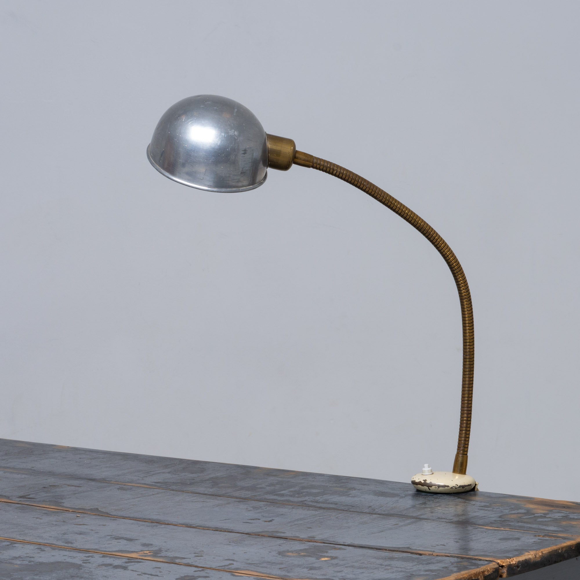 BEAUTIFUL DESK LAMP, 1950S, 74 CM