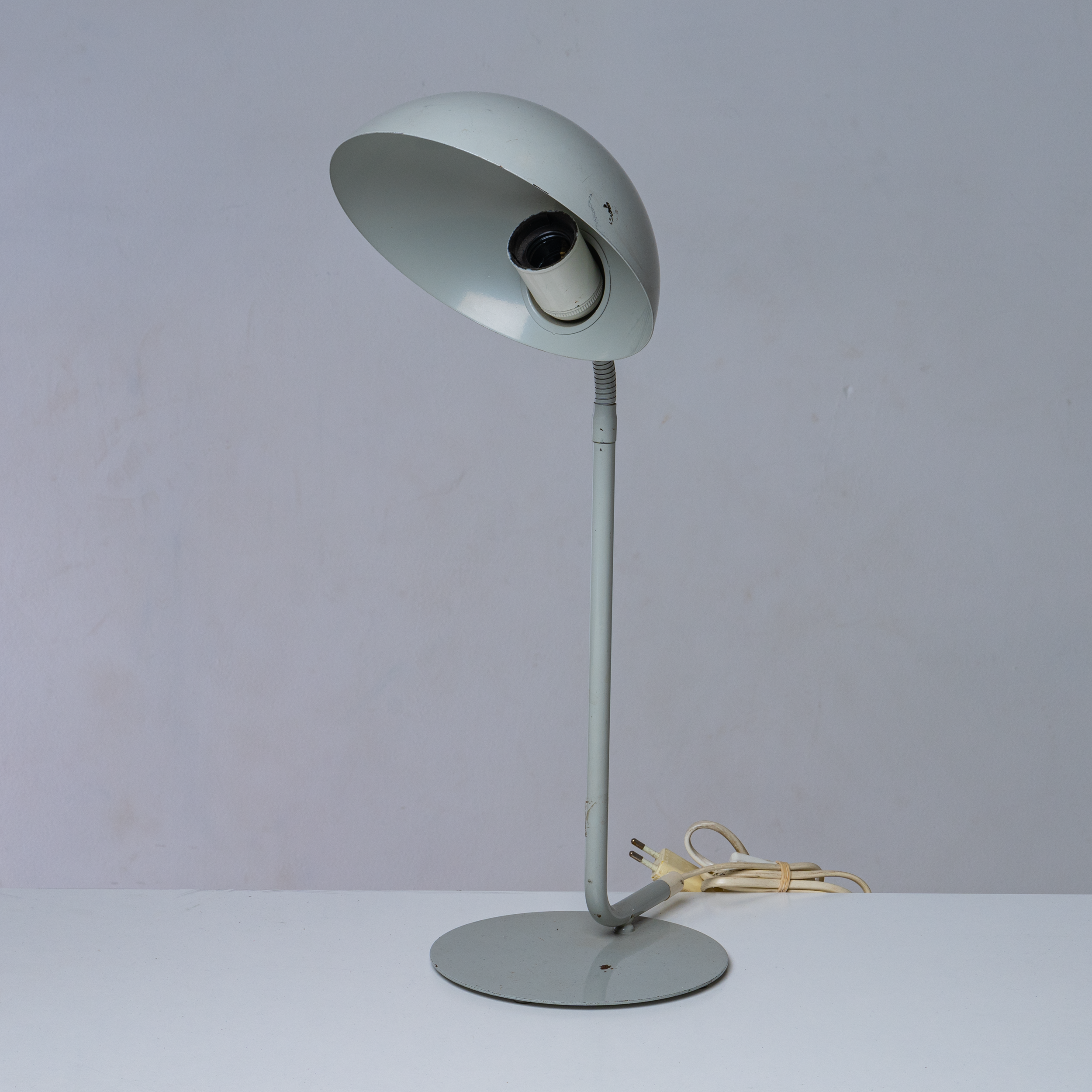 POST MODERN DUTCH DESIGN TABLE LAMP, 1980s, 40 cm