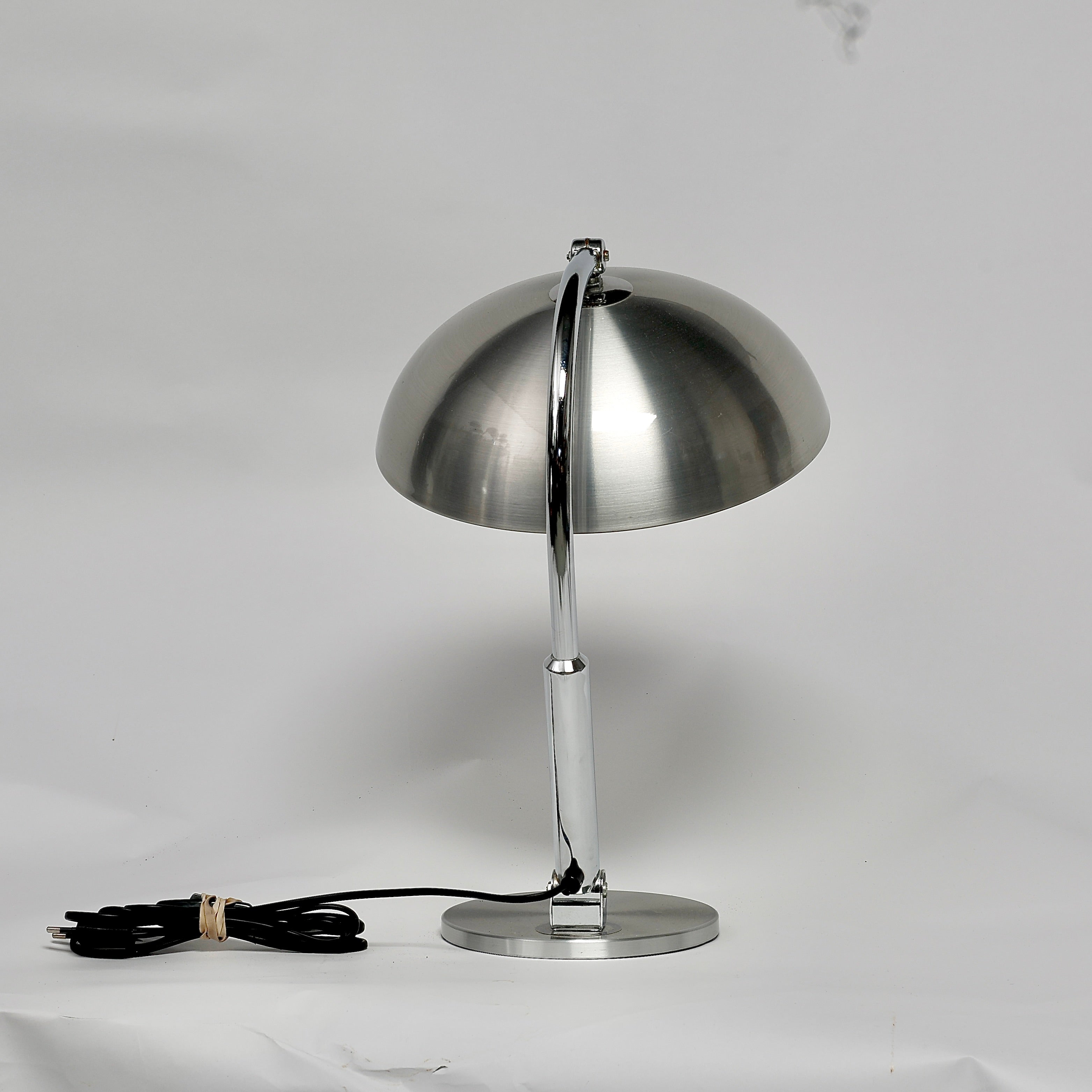 HALA ZEIST, MODEL P-144, DESKLAMP, DESIGN H.T. BUSQUET