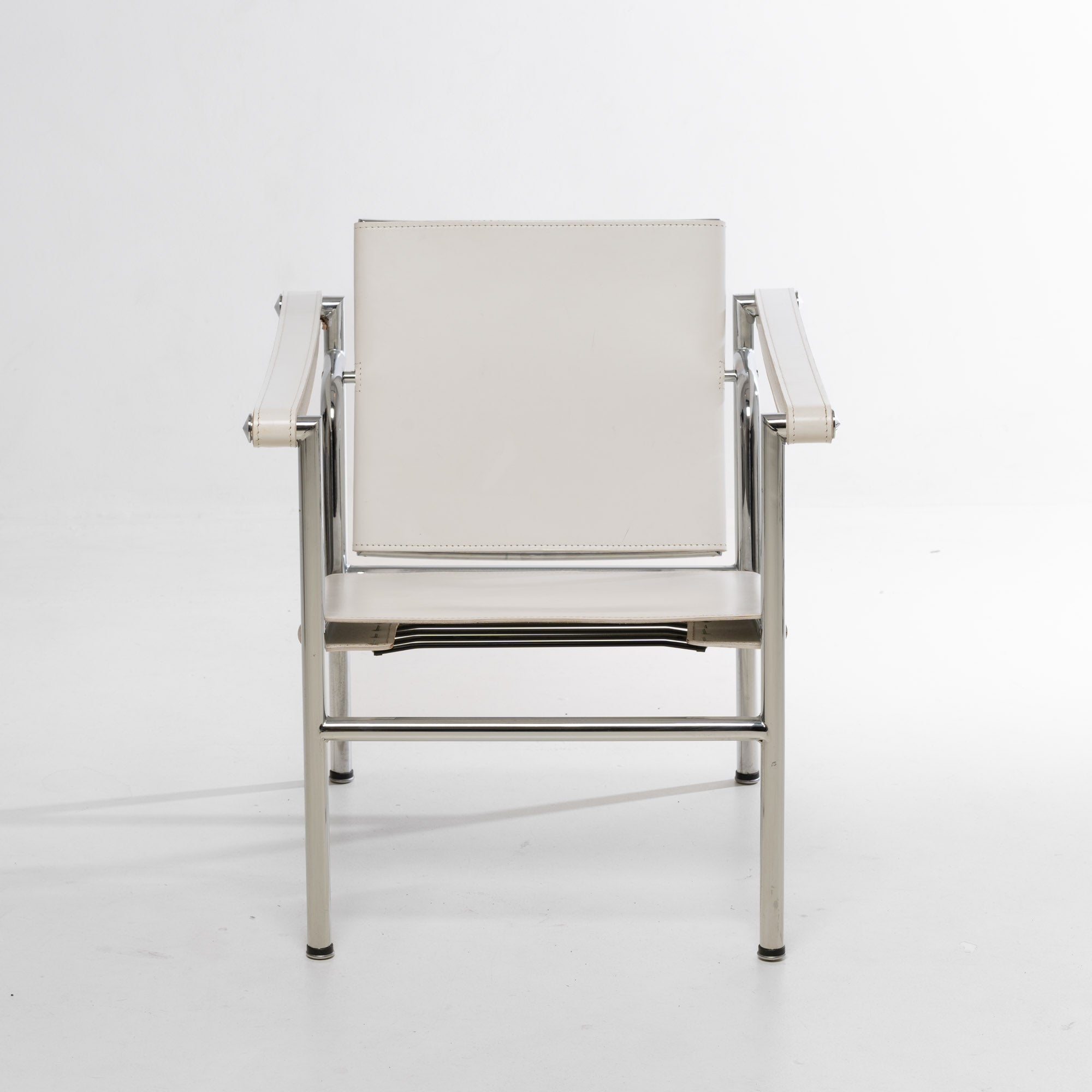 CASSINA, LC1 LOUNGE CHAIR, DESIGNED BY LE CORBUSIER & PIERRE JEANNERET & CHARLOTTE PERRIAND