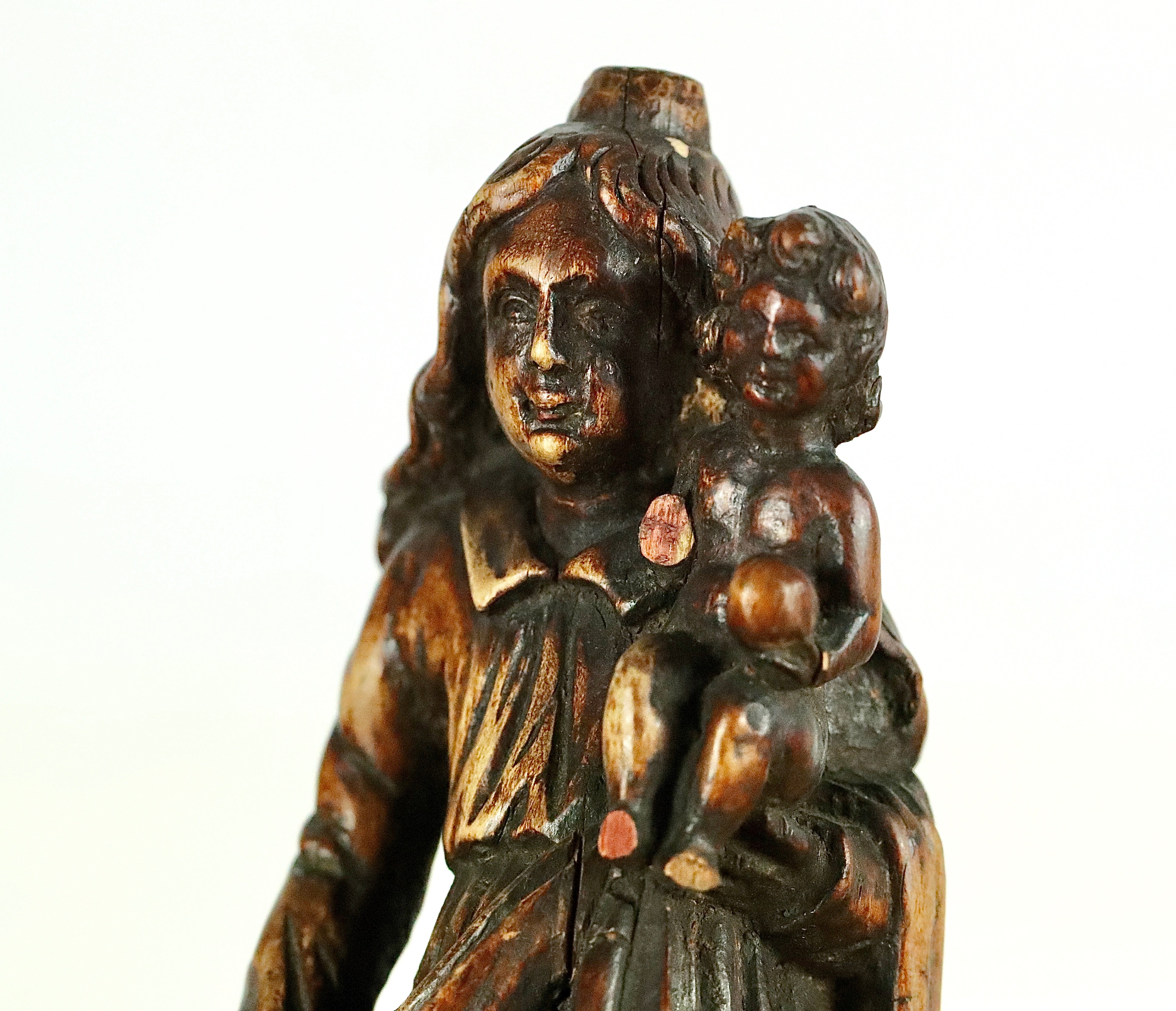 EARLY MARIA AND CHILD, 18TH CENTURY