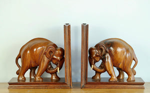 BOOKEND, FROM THE SIXTIES OR SEVENTEES, WOOD, HANDICRAFT ART